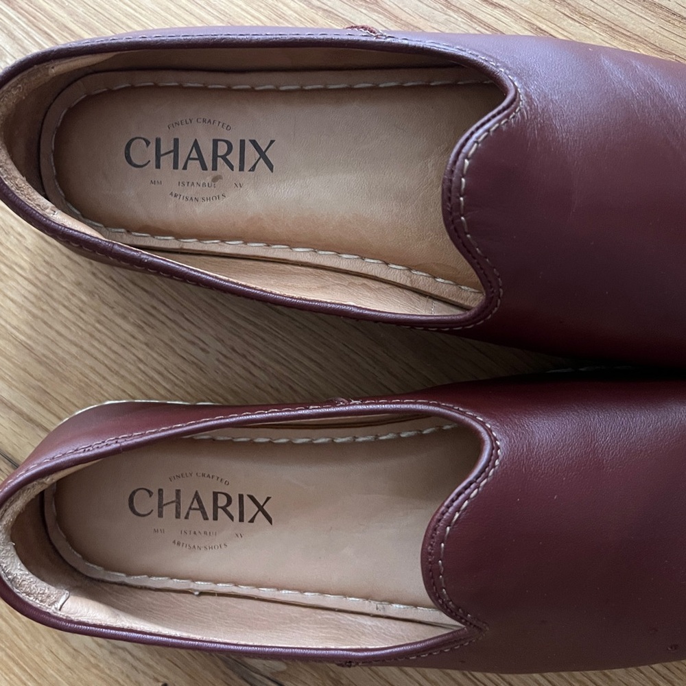 CHARIX ISTANBUL SLIP-ON FLATS, BORDEAUX, SIZE 7. - Picture 5 of 14